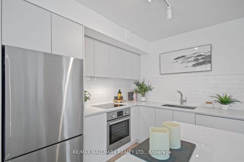 Photo 7 at 502 - 77 Harbour Square, Waterfront Communities C1, Toronto