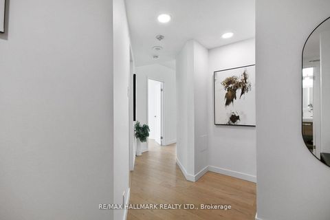 Photo 17 at 502 - 77 Harbour Square, Waterfront Communities C1, Toronto