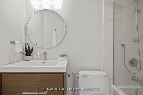 Photo 22 at 502 - 77 Harbour Square, Waterfront Communities C1, Toronto
