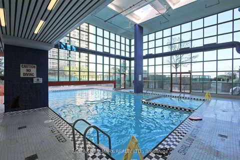 Photo 35 at 502 - 77 Harbour Square, Waterfront Communities C1, Toronto