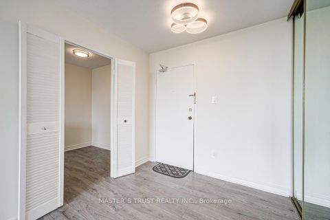 Photo 5 at 1110 - 260 Seneca Hill Drive, Don Valley Village, Toronto