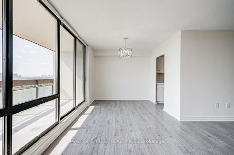 Photo 12 at 1110 - 260 Seneca Hill Drive, Don Valley Village, Toronto