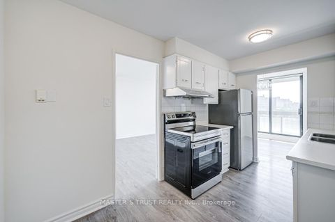 Photo 17 at 1110 - 260 Seneca Hill Drive, Don Valley Village, Toronto