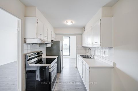 Photo 18 at 1110 - 260 Seneca Hill Drive, Don Valley Village, Toronto