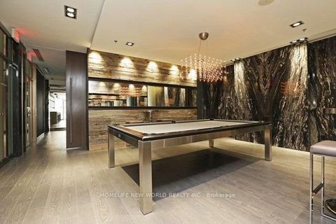 Photo 3 at 402 - 30 Nelson Street, Waterfront Communities C1, Toronto