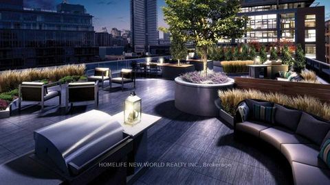 Photo 4 at 402 - 30 Nelson Street, Waterfront Communities C1, Toronto