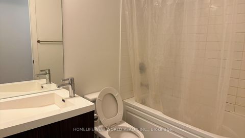 Photo 15 at 402 - 30 Nelson Street, Waterfront Communities C1, Toronto