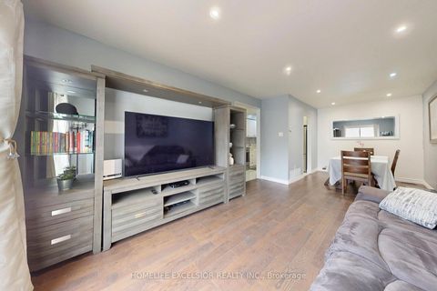 Photo 8 at 113 Rock Fern Way, Don Valley Village, Toronto