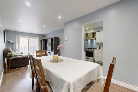 Photo 10 at 113 Rock Fern Way, Don Valley Village, Toronto