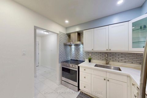 Photo 15 at 113 Rock Fern Way, Don Valley Village, Toronto