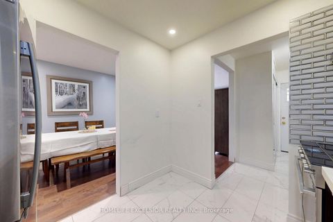 Photo 18 at 113 Rock Fern Way, Don Valley Village, Toronto