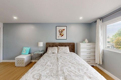 Photo 24 at 113 Rock Fern Way, Don Valley Village, Toronto