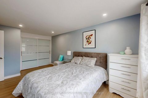 Photo 25 at 113 Rock Fern Way, Don Valley Village, Toronto