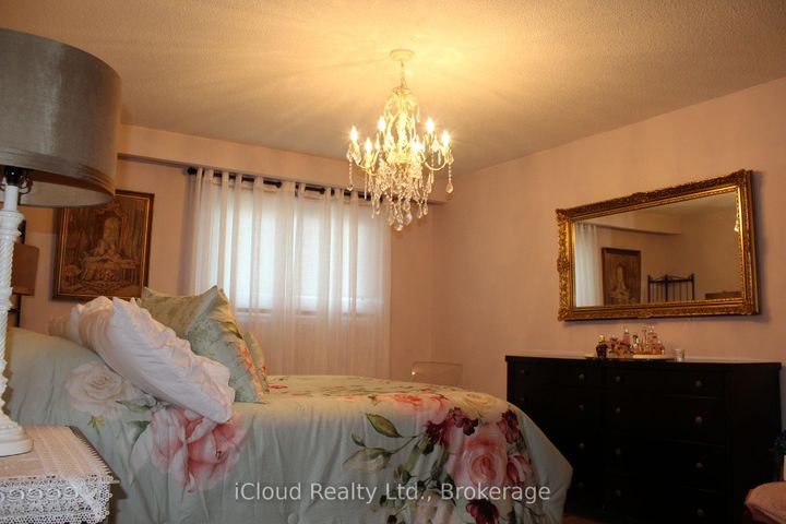 Photo 8 at 42 Lindridge Avenue, Westgate, Brampton