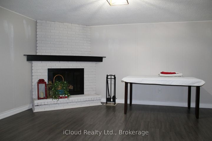 Photo 13 at 42 Lindridge Avenue, Westgate, Brampton