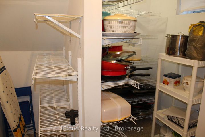 Photo 18 at 42 Lindridge Avenue, Westgate, Brampton