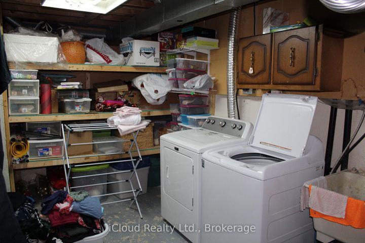 Photo 19 at 42 Lindridge Avenue, Westgate, Brampton