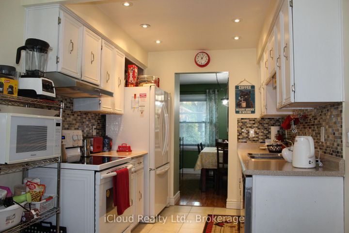 Photo 25 at 42 Lindridge Avenue, Westgate, Brampton