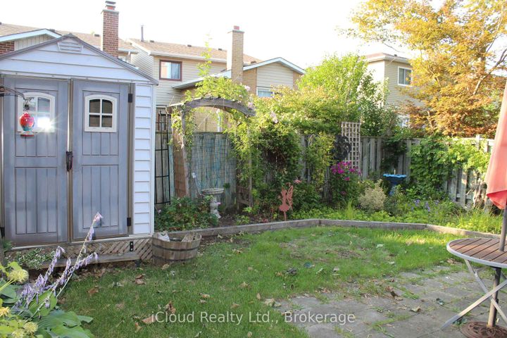 Photo 28 at 42 Lindridge Avenue, Westgate, Brampton