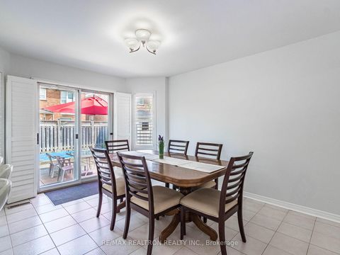 Photo 8 at 66 Nimbus Place, East Woodbridge, Vaughan
