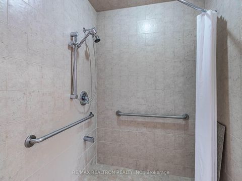 Photo 13 at 66 Nimbus Place, East Woodbridge, Vaughan