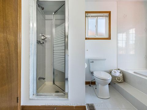 Photo 22 at 66 Nimbus Place, East Woodbridge, Vaughan