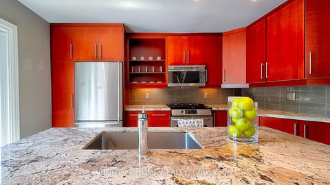 Photo 3 at 50 Tamarack Circle, The Westway, Toronto
