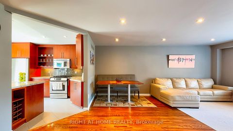 Photo 10 at 50 Tamarack Circle, The Westway, Toronto