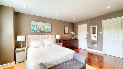 Photo 23 at 50 Tamarack Circle, The Westway, Toronto