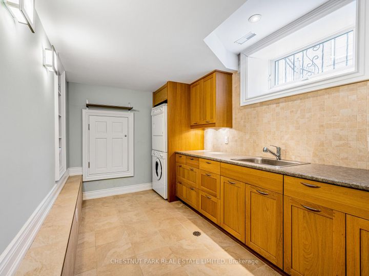 Photo 41 at 78 Dale Avenue, Moore Park, Toronto