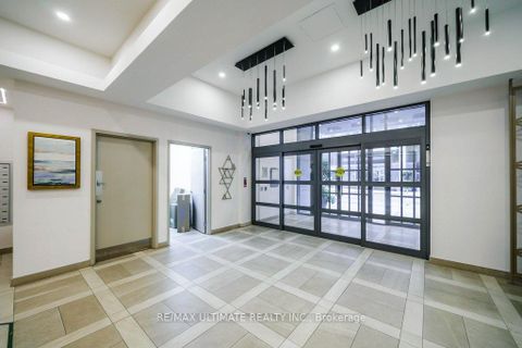 Photo 16 at 1004 - 140 Simcoe Street, Waterfront Communities C1, Toronto