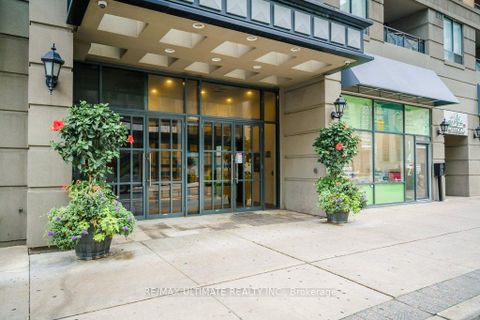 Photo 18 at 1004 - 140 Simcoe Street, Waterfront Communities C1, Toronto