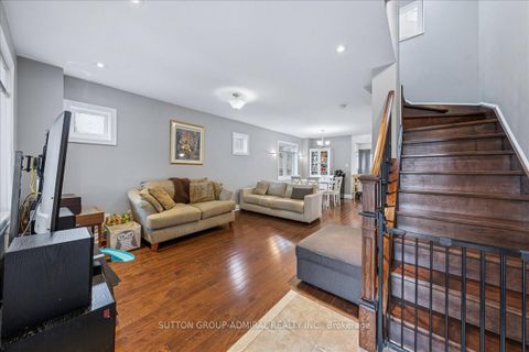 Photo 7 at 11 Bowie Avenue, Belgravia, Toronto