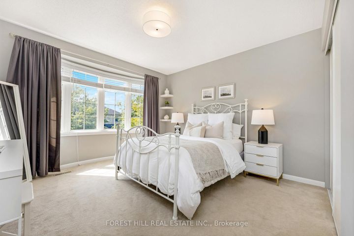 Photo 24 at 654 Laughren Crescent, CO Coates, Milton