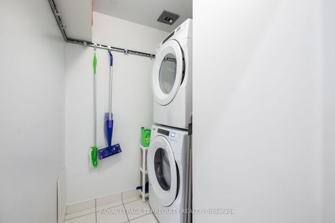 Photo 21 at 528 - 30 Shore Breeze Drive, Mimico, Toronto