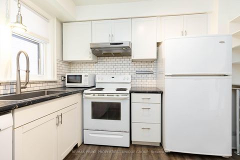 Photo 11 at 66 Burnaby Boulevard, Lawrence Park South, Toronto