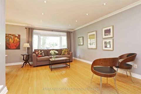 Photo 3 at 94A Oakridge Drive, Cliffcrest, Toronto