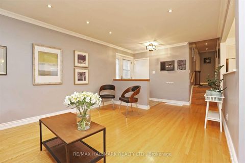 Photo 4 at 94A Oakridge Drive, Cliffcrest, Toronto