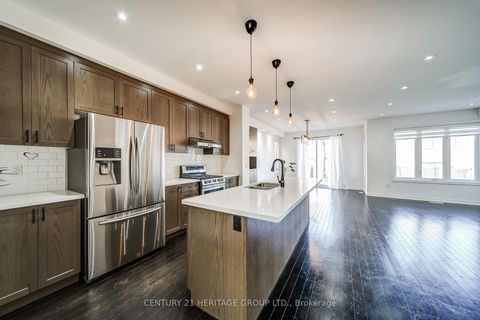 Photo 5 at 1961 McNeil Street, Alcona, Innisfil