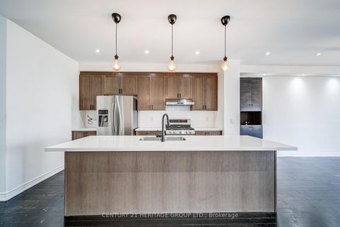 Photo 7 at 1961 McNeil Street, Alcona, Innisfil