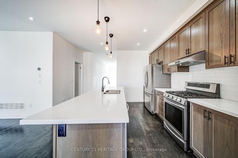 Photo 9 at 1961 McNeil Street, Alcona, Innisfil