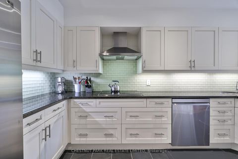 Photo 13 at 199 Albertus Avenue, Lawrence Park South, Toronto