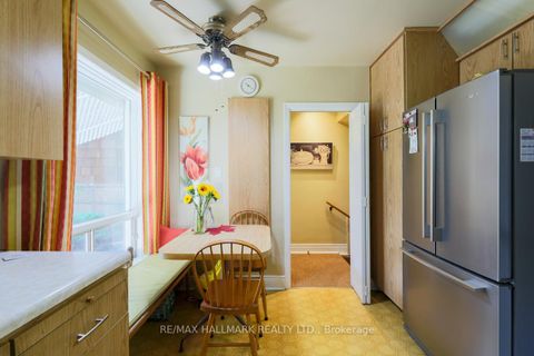 Photo 8 at 125 Chine Drive, Cliffcrest, Toronto