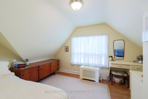 Photo 11 at 125 Chine Drive, Cliffcrest, Toronto