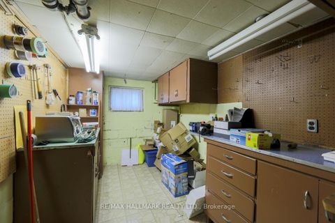 Photo 17 at 125 Chine Drive, Cliffcrest, Toronto