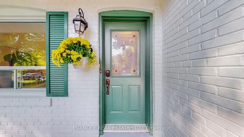 Photo 2 at 46 Mcnab Boulevard, Cliffcrest, Toronto Photo 2 at 46 Mcnab Boulevard, Cliffcrest, Toronto