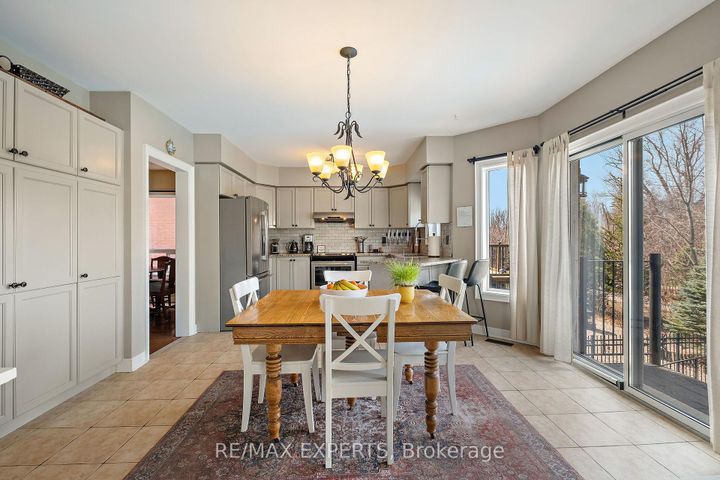 Photo 8 at 228 Sawmill Valley Drive, Summerhill Estates, Newmarket
