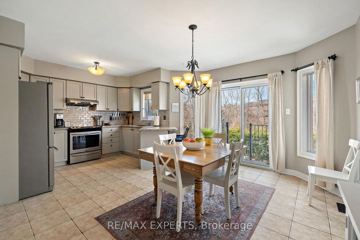 Photo 9 at 228 Sawmill Valley Drive, Summerhill Estates, Newmarket