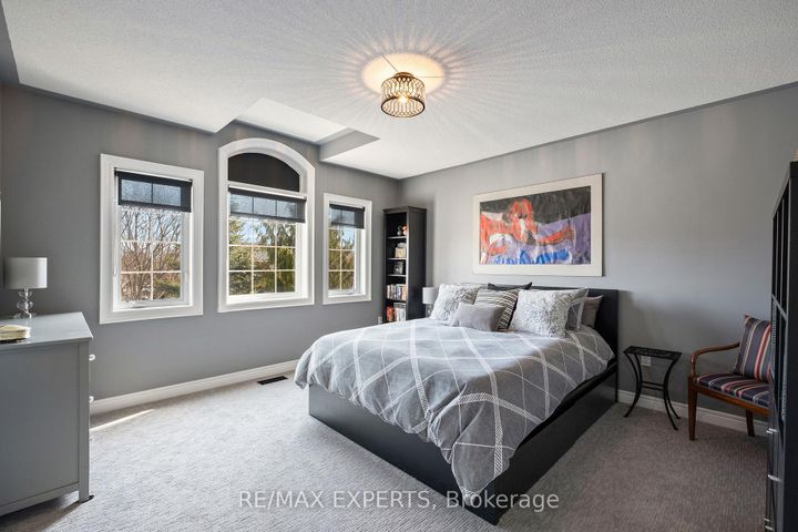 Photo 22 at 228 Sawmill Valley Drive, Summerhill Estates, Newmarket