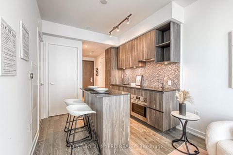 Photo 12 at 3603 - 1 Yorkville Avenue, Annex, Toronto